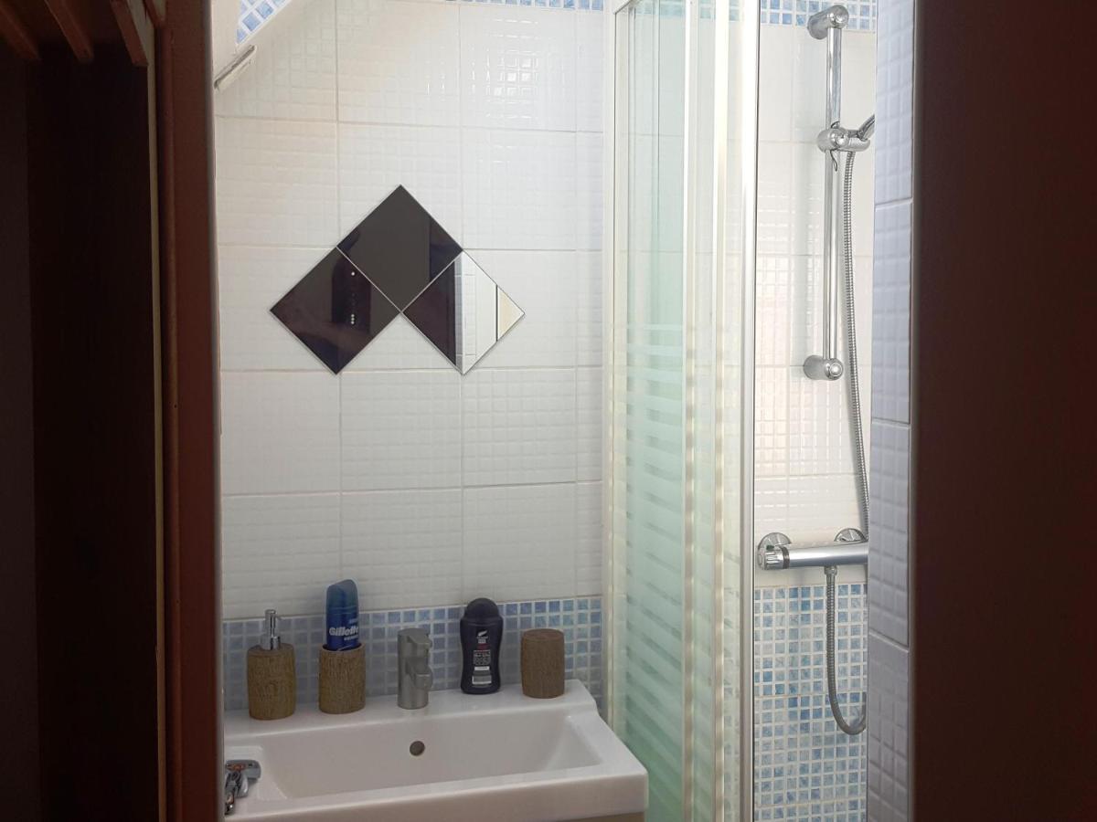 Apakabar Homestay - Proche Gare Melun, Parking Prive, Netflix La Rochette  Εξωτερικό φωτογραφία